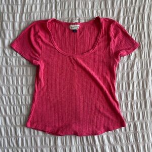 Universal Threads Pink Ribbed Scoop Neck Baby Tee (XL)